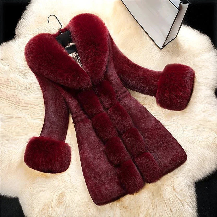 Dulcira | Winter Long with Contrast Collar for Women Ideal for The Cold Season