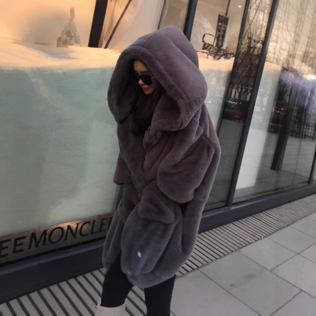 Dulcira | Ladies Oversized Faux Fur Coat with Hood and Pockets