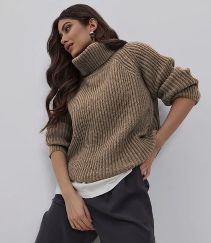 Dulcira | Women's Knitted Sweater with High Collar and Honeycomb Texture