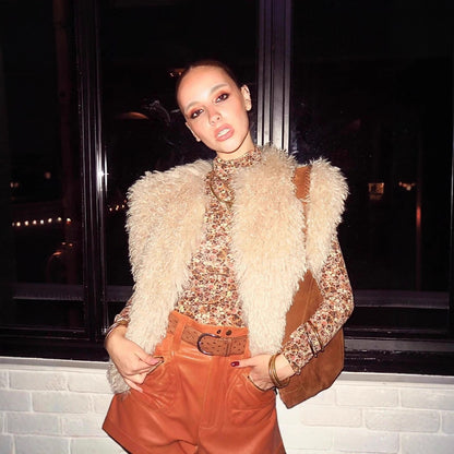 Ladies Cozy Vest made of fluffy outer material