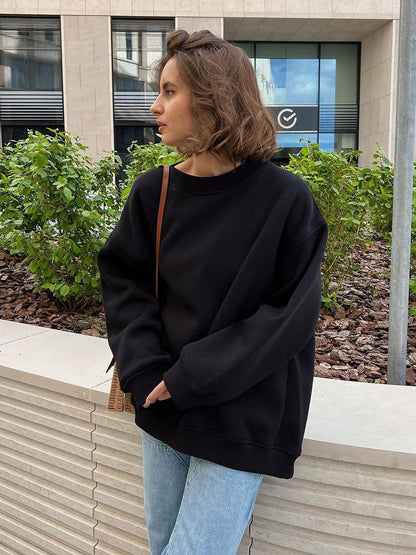 Women's Oversized Sweatshirt with Dropped Shoulder and Soft Fleece Fabric Dulcira