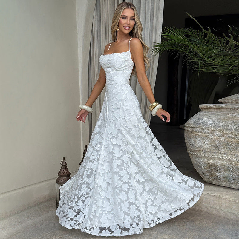 Women Elegant Evening Dress with Fine Floral Patterns and Sophisticated Details Dulcira