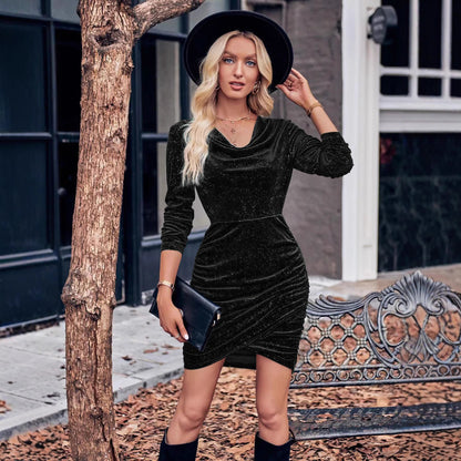 Ladies Glamorous Wrap Dress with Shimmering Effect and Figure-Hugging Cut Dulcira