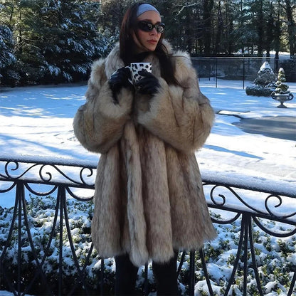 Women Luxury Faux Fur Coat with Voluminous Collar