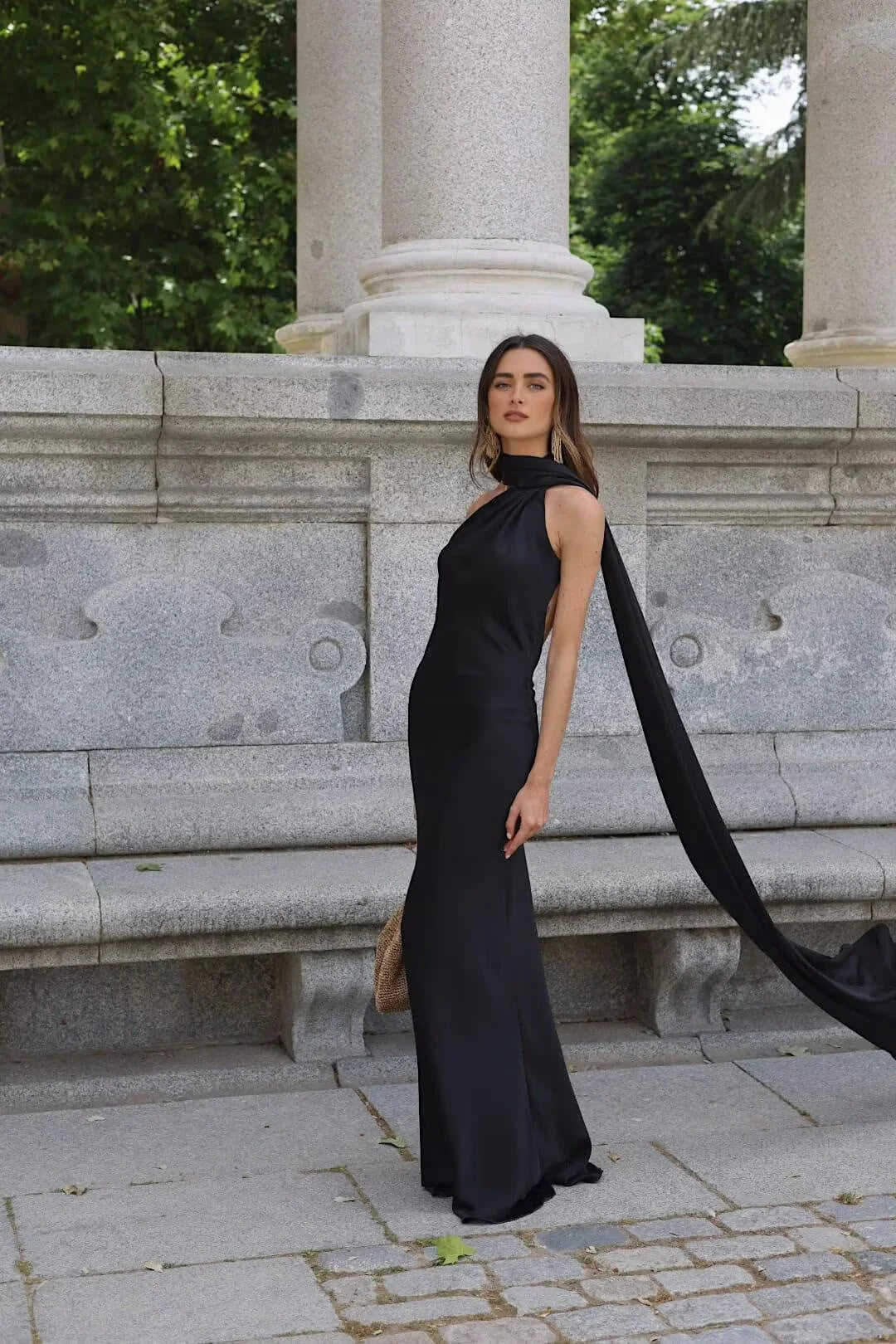 Ladies Evening Dress with Elegant Stand-Up Collar and Voluminous Cape Dulcira