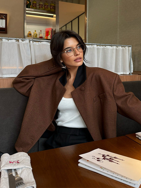 Dulcira | Women's Fashion Short Jacket with Textured Cut and High Collar