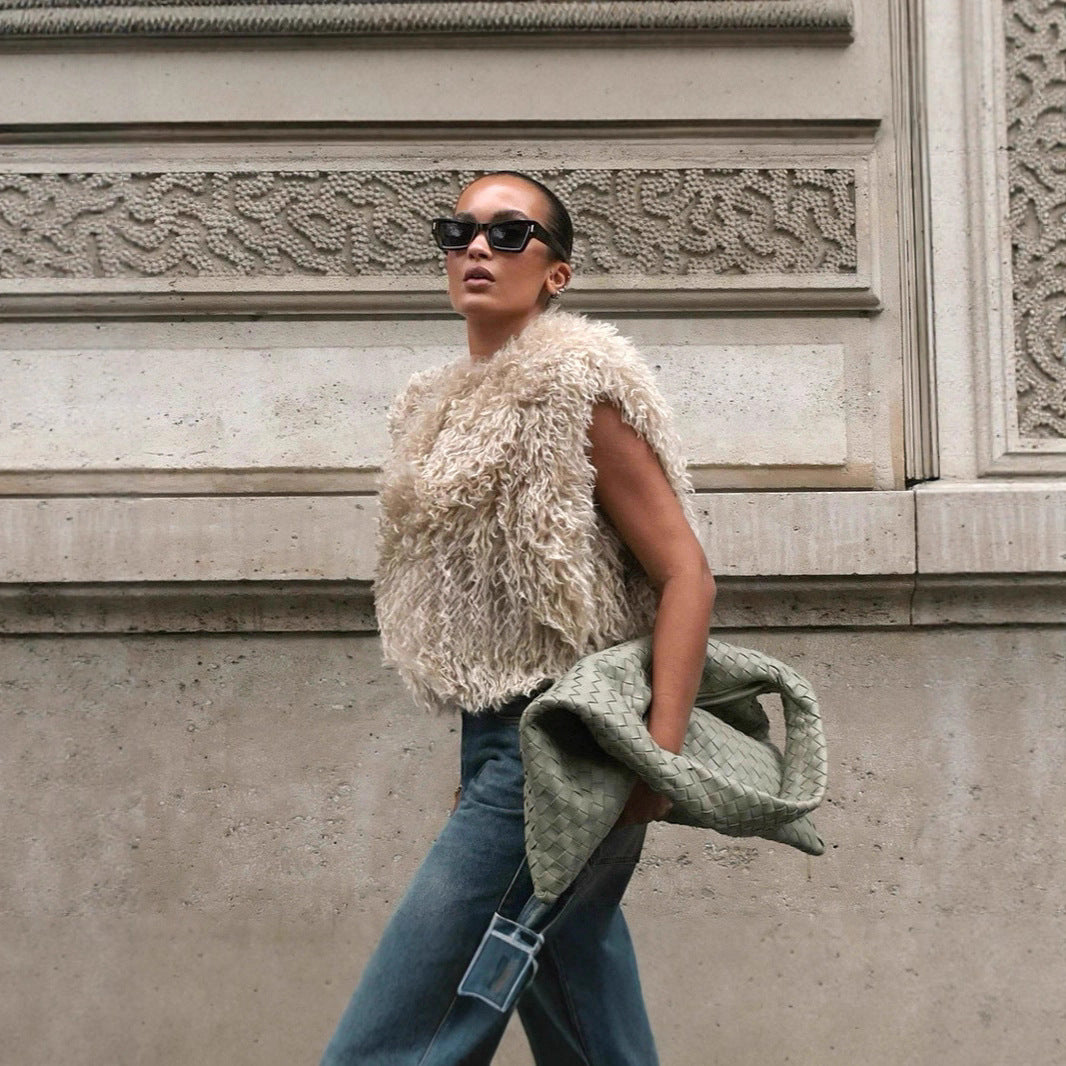 Ladies Cozy Vest made of fluffy outer material