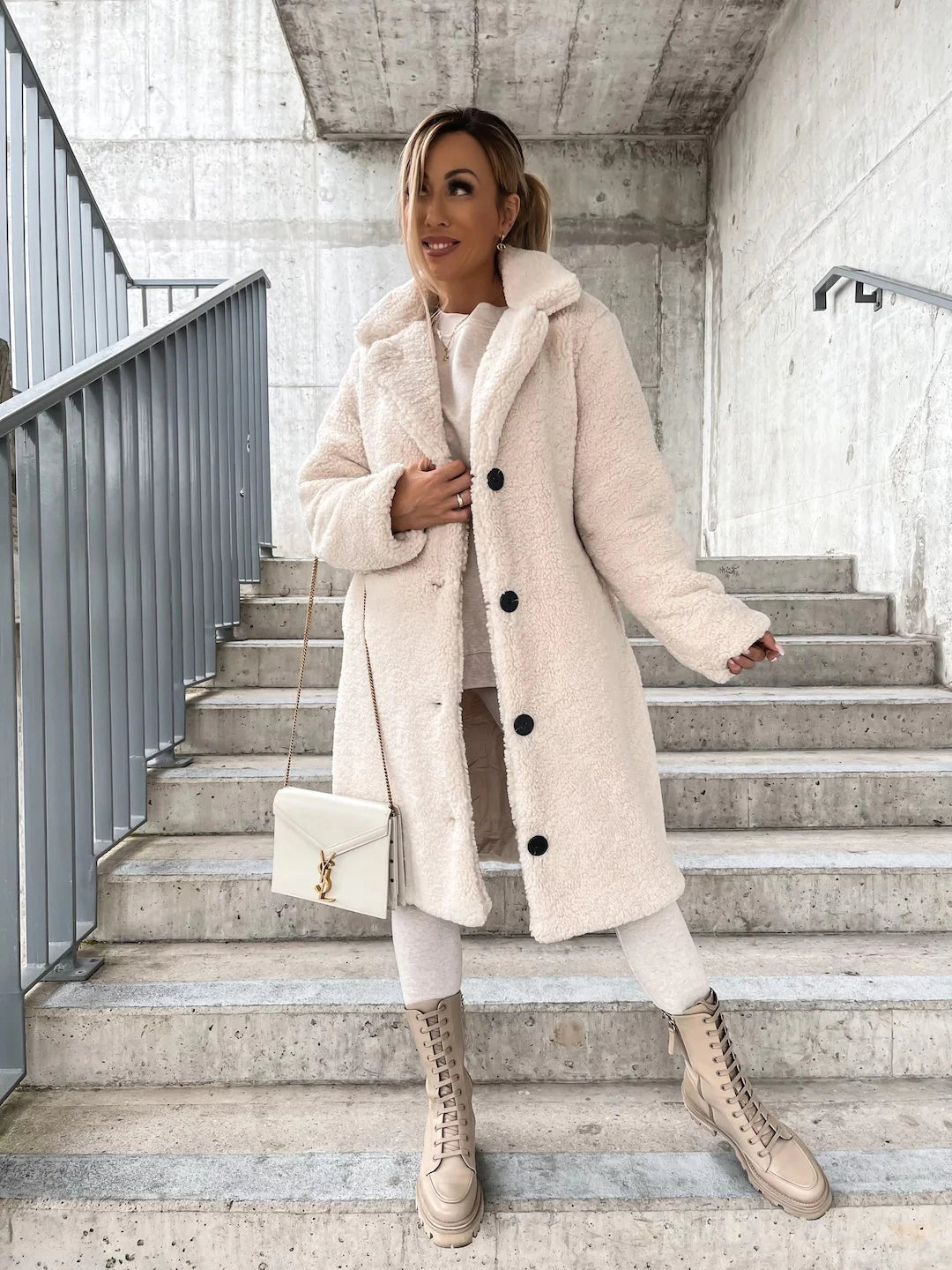 Dulcira | Longer Winter Coat Made Of Fine Wool with Buttons