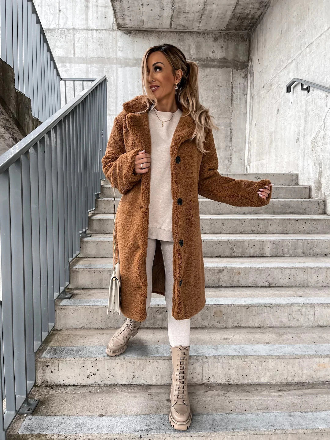 Dulcira | Longer Winter Coat Made Of Fine Wool with Buttons