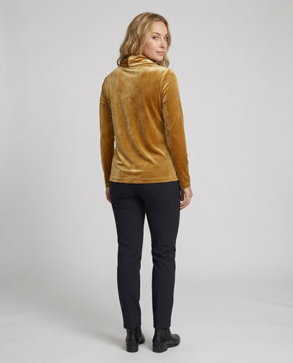 Dulcira | Top Made Of Velvet In Solid Color